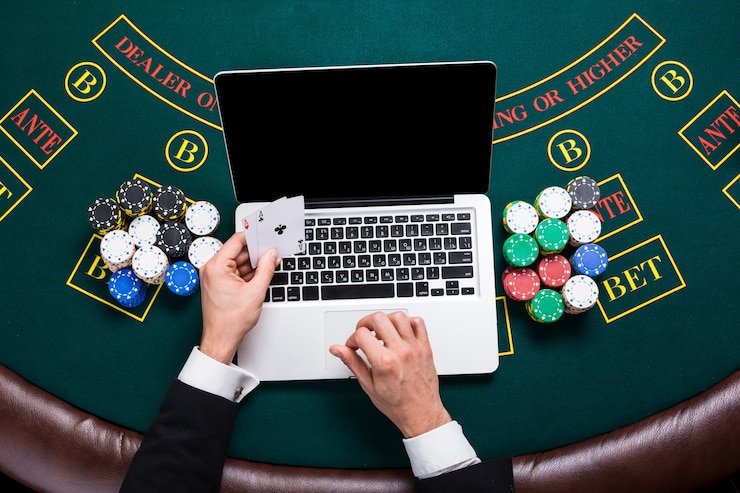 Pemain menggunakan aplikasi rgo poker untuk bermain VIP Roulette